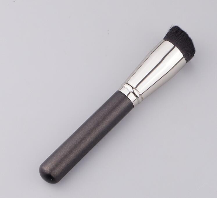 M Brand 196 Slanted Flat Top Foundation Brush Ultra Smooth Foundation Contour Makeup Brushes BB Cream Wood Handle Blender Makeup Brush
M Brand 196 Slanted Flat Top Foundation Brush Ultra Smooth Foundation Contour Makeup Brushes BB Cream Wood Handle Blender Makeup Brush
