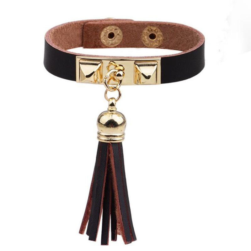 2016 high quality punk Spikes PU leather bracelet for women with leather tassel free shipping women bracelet
2016 high quality punk Spikes PU leather bracelet for women with leather tassel free shipping women bracelet