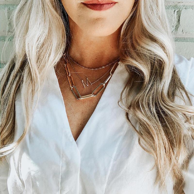 Chains Girlgo BA* Buckle Chain Fashion Women Metal Pearl Bead Link Choker Necklace INS Party Jewelry Accessaries Gift Wholesale
Chains Girlgo BA* Buckle Chain Fashion Women Metal Pearl Bead Link Choker Necklace INS Party Jewelry Accessaries Gift Wholesale