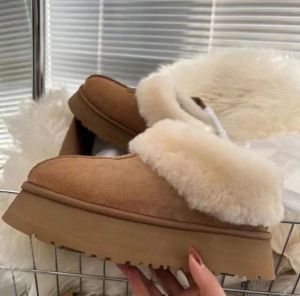 F23 Australie Tatst Bottes de neige Designer Femmes Mini Boot Plateforme Cheville Chaud Fourrure Chaussons Australien Fluffy Fuzz Mule Tazz Pantoufles