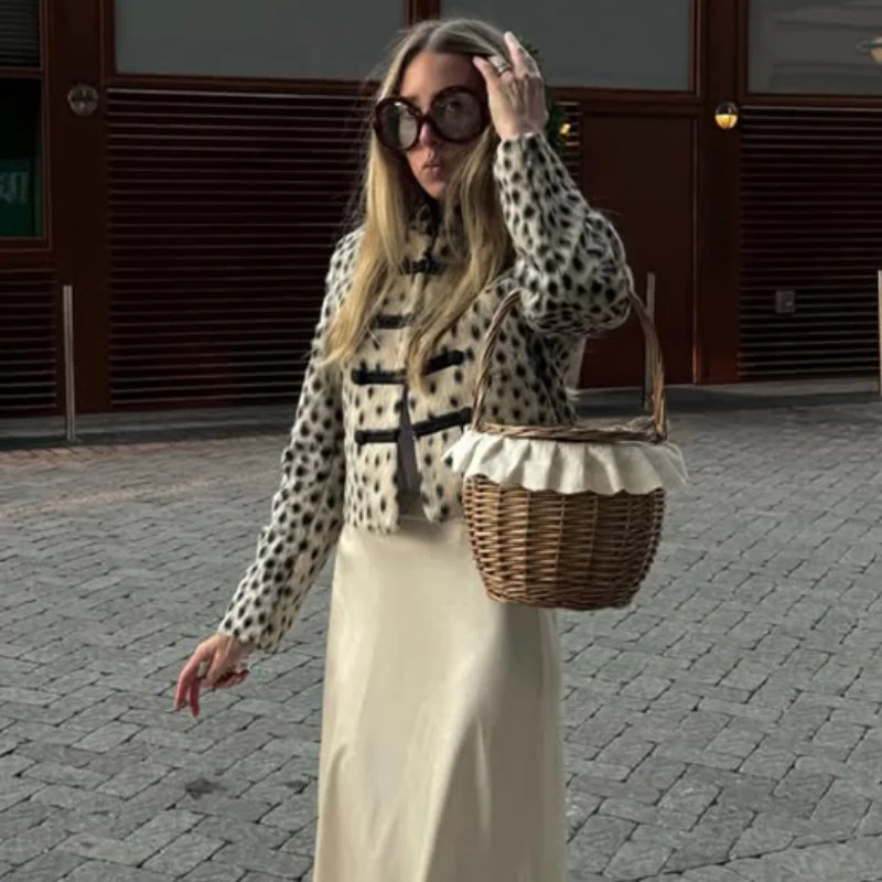 Women Faux Fur Leopard Jacket Stand Collar Hidden Buttons Cropped Coat 2026 Autumn Fashion High Street Date Party Outerwear 260901 - view 6