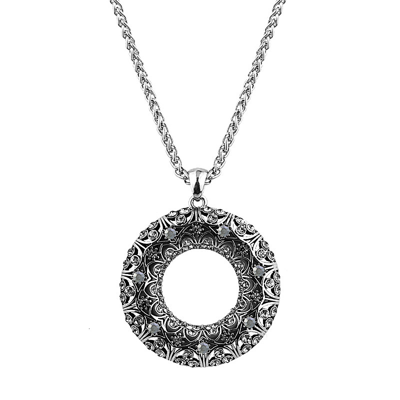 VVS Moissanite Retro Hollow Round Pendant Necklace Vintage Carved Pattern Long Sweater Chain Jewelry For Women Daily Party Wear - view 6