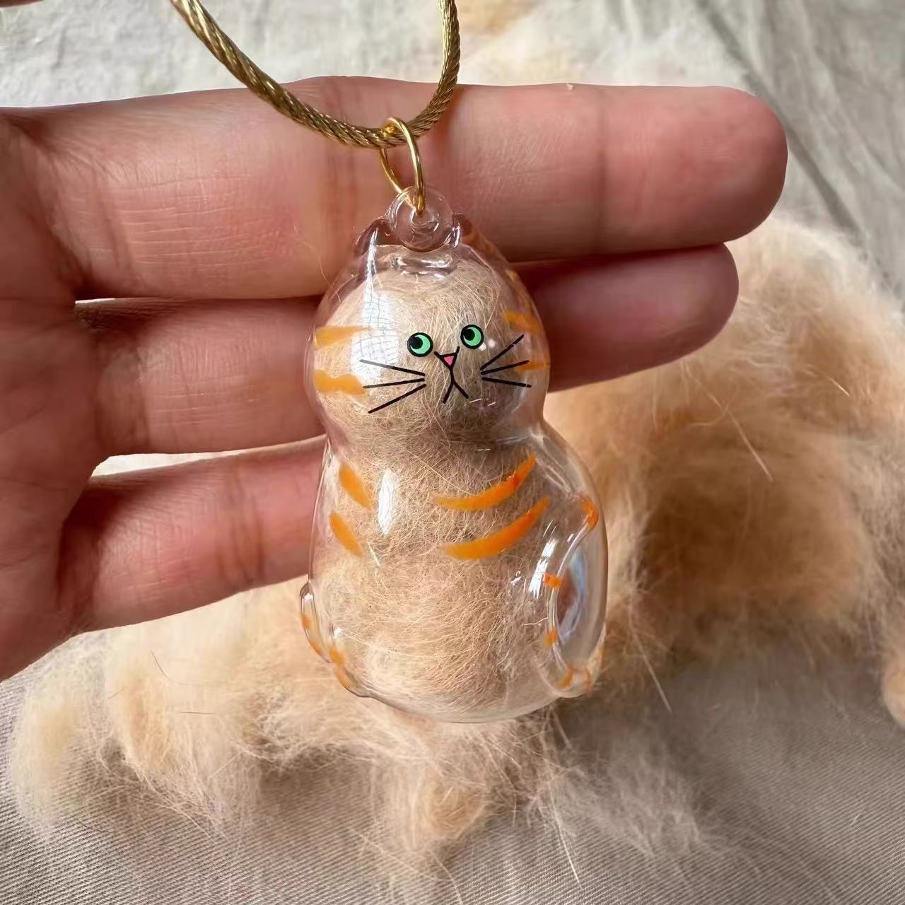 Cat Fur Memorial Charm Resin Keepsake Capsule Pet Portable Keychain for Hair Rainbow Bridge Pendant - view 3