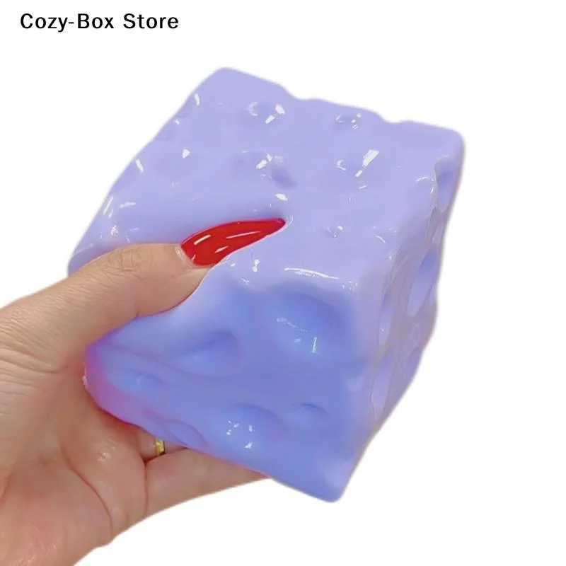 Blueberry Cheese Cake Toy Soft Slow Rebound Texture Stress Relief Ball Finger Pressure Relief Toy S2609022LMQ - view 5