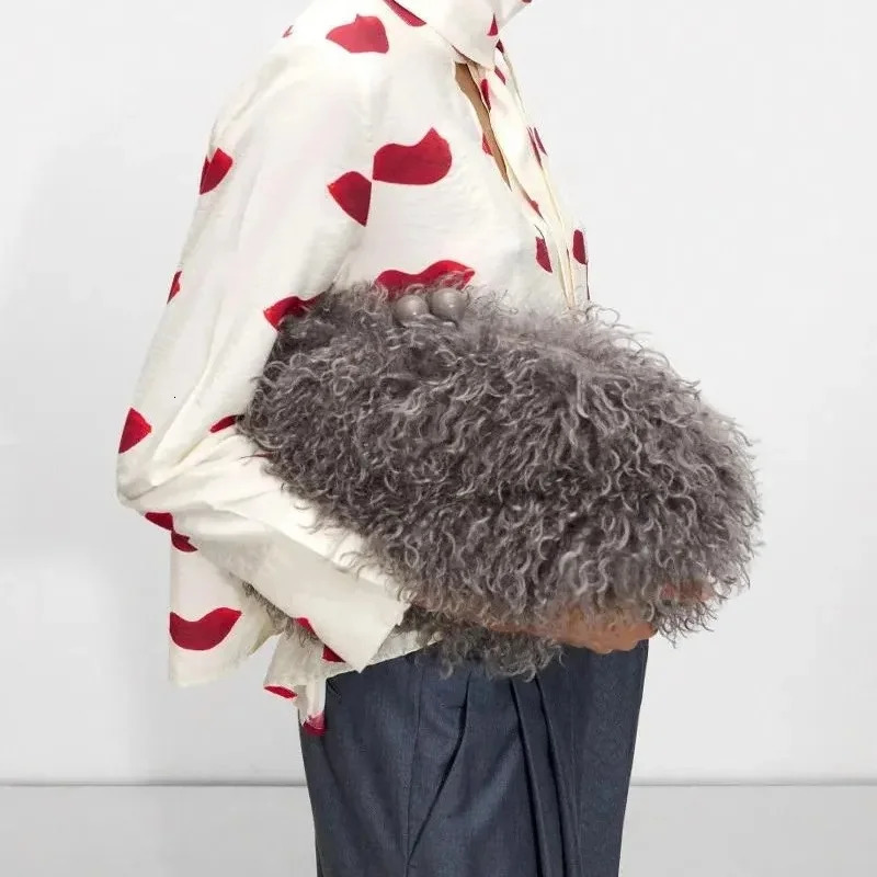 Women Kisslock Faux Fur Clutch Bag Winter Warm Fuzzy Pouch Frame Clasp With Chain Crossbody Dark Grey Red Yellow260901 - view 6