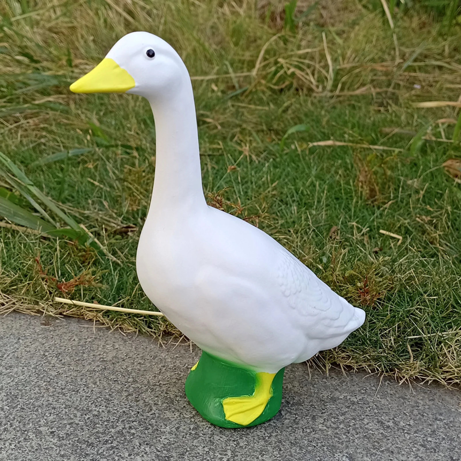 Garden Goose Statue Resin Delicate Details Lifelike Exquisite Craft Goose Figurine Sculpture Ornament Decoration for Home 260902