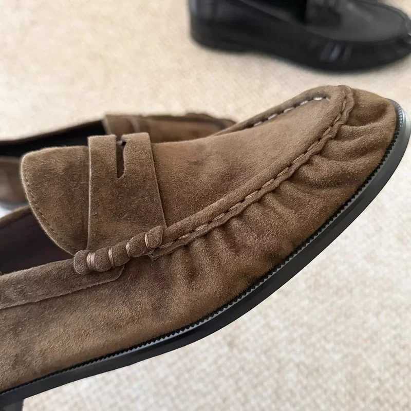 Loafers Design Retro Pleated Black Leather Slip on Single Shoes Soft Leather Soft Sole Casual Derby Shoes Trendy Women's Shoes J260903 - view 5