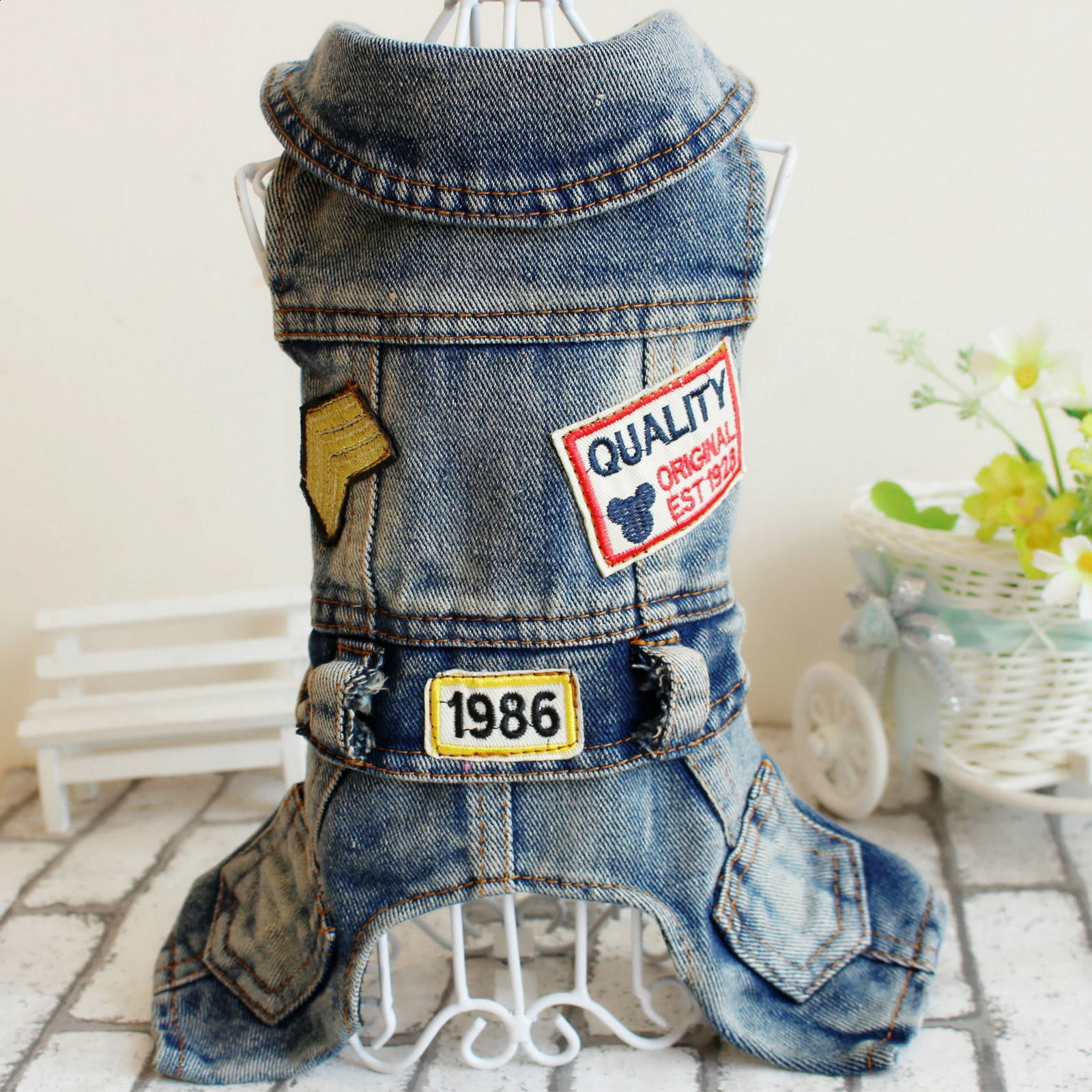 Retro Denim Overalls for Dogs Four Legs Dog Jumpsuit for Chihuahua Cowboy Puppy Kawaii Clothes for Yorkie Spring Pet Costume 260904 - view 1
