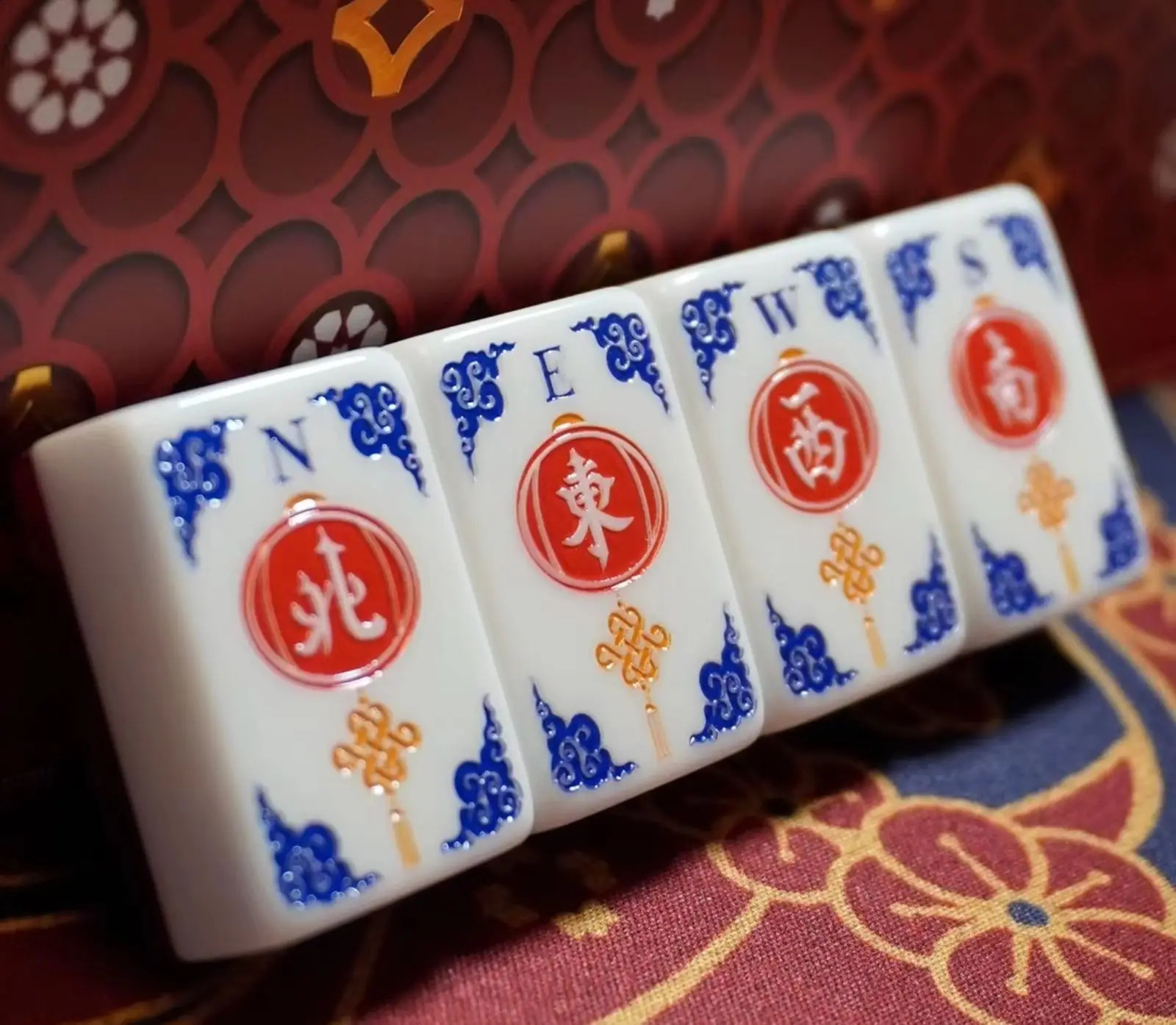 y Acrylic American Mahjong Set 160 Tiles Portable Mah Jongg Game for Gathering Party Leisure Perfect Festival Surprise Gift 260904 - view 7