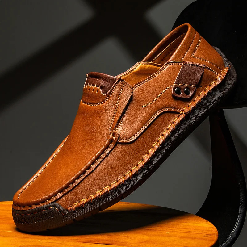 Handmade Leather Men Shoes Casual Comfortable Men Loafers Slip On Leather Shoes Men Flats Outdoor Walking Shoes 260904 - view 4