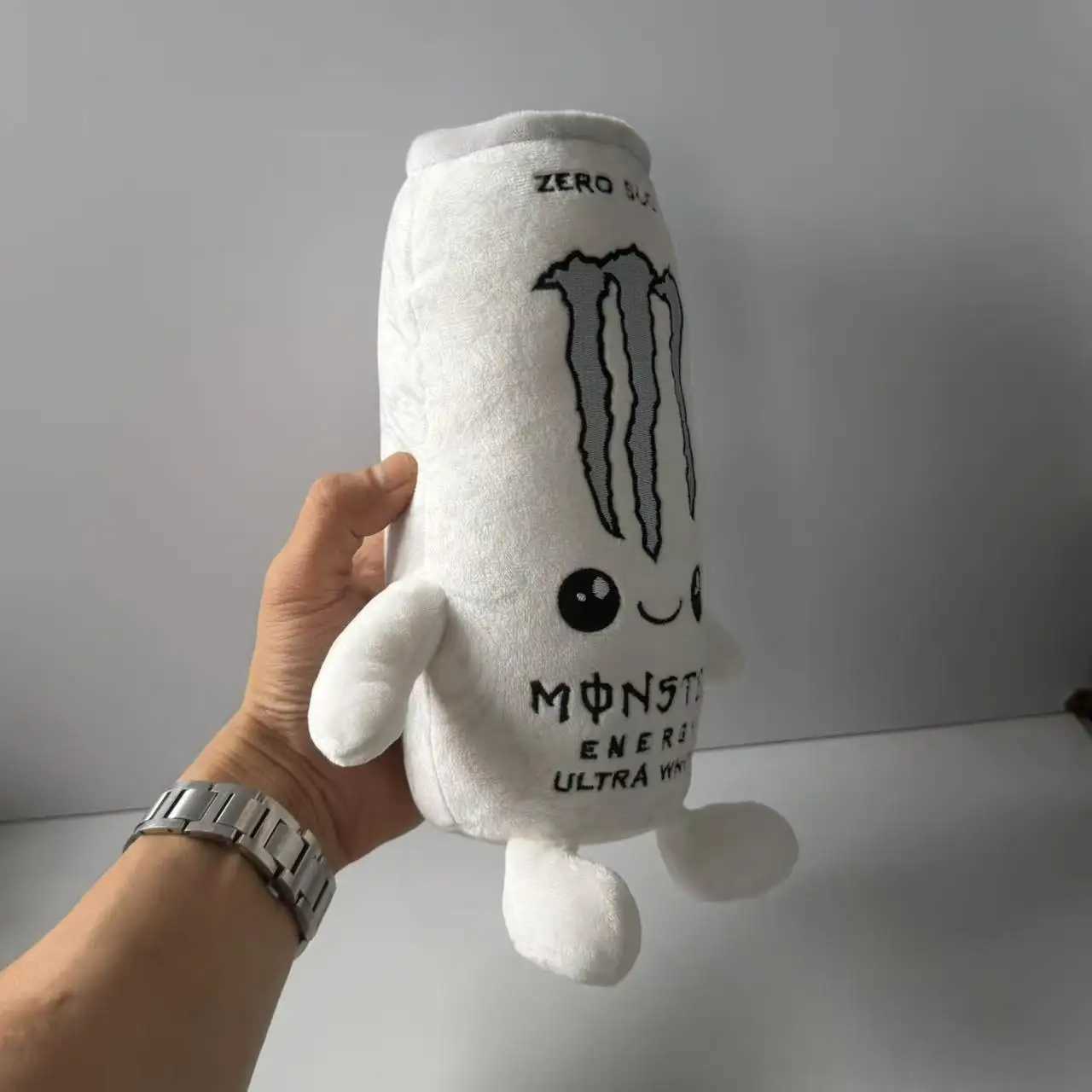 New Simulation White Energy Drink Can Shaped Plush Toy Zero Sugar Theme Soft Stuffed Doll Desktop Ornament Holiday Gift For Fans C2609087MVW - view 3
