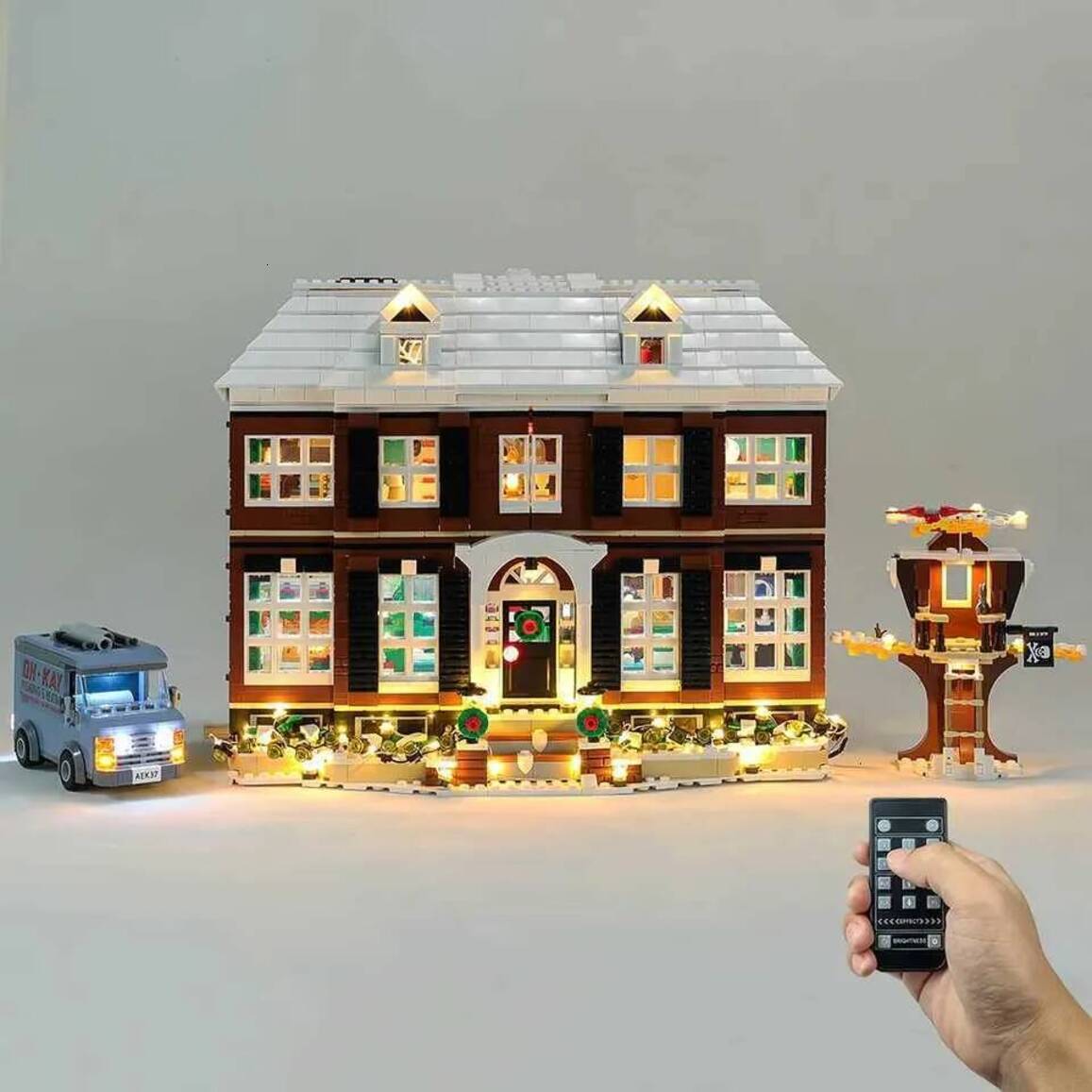 Baby Swing Build Block LED Light Kit For Christmas Gift 21330 toddler seat Home Alone House Street View Building Blocks Bricks Toy Lamp Brick S - view 4