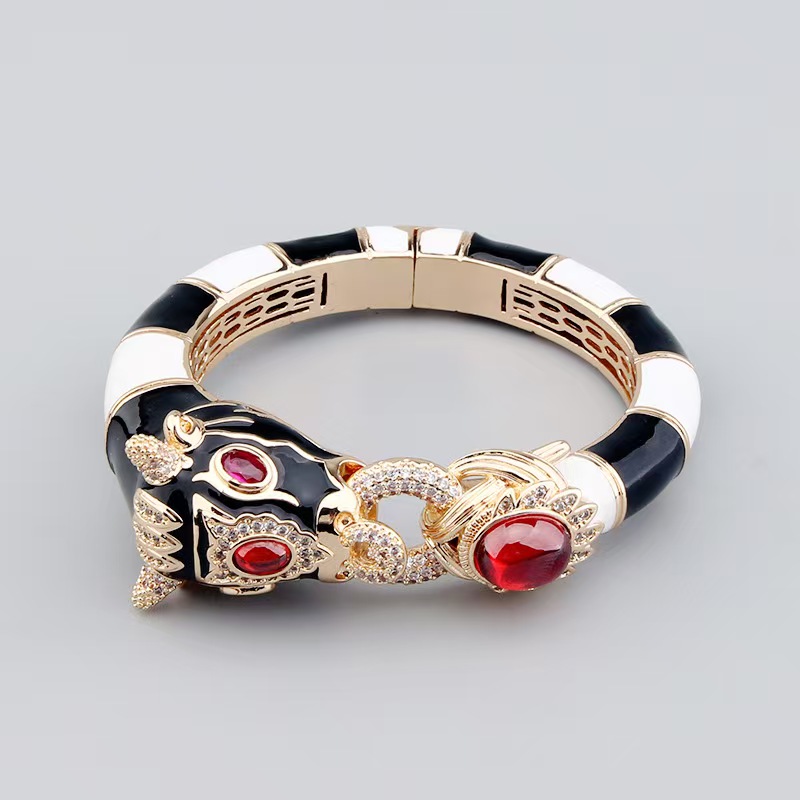 Creative Fashion Zodiac Ox Open Bracelet Black and White Striped Elegant Women's Animal Bracelet New Wholesale1 - view 4