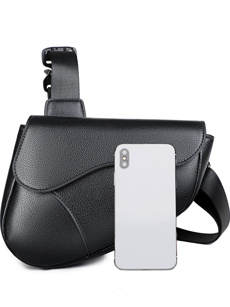 New style saddle bag - men's crossbody bag, backpack, single shoulder bag, Korean version, fashionable men's casual bag - view 4