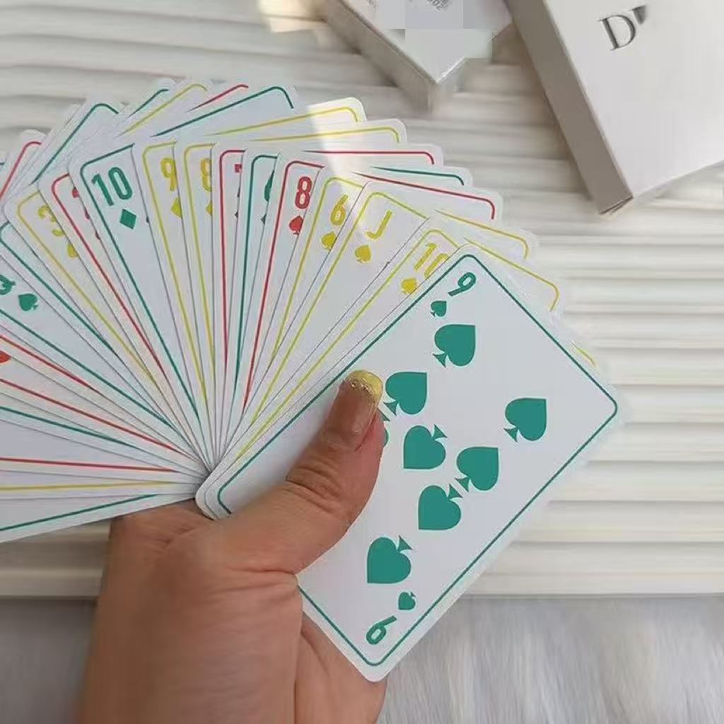 Regalo Estivo In Edizione Limitata - Schema Di Colori Della Dopamina Modello Di Carte Da Poker Edizione Speciale-image