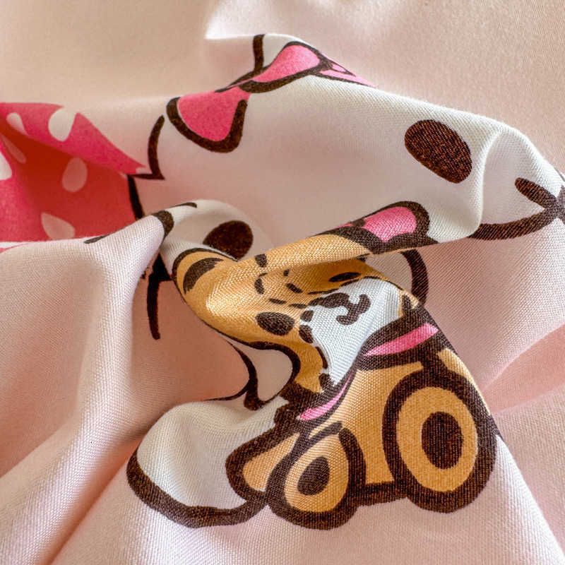 Bedding Sets Kuromi Skin-Friendly Soft Cloud Cotton KT Cat Three-Four Piece Set Sanrio Cartoon Bed Sheet Duvet Cover Factory L260918NH7D - view 5