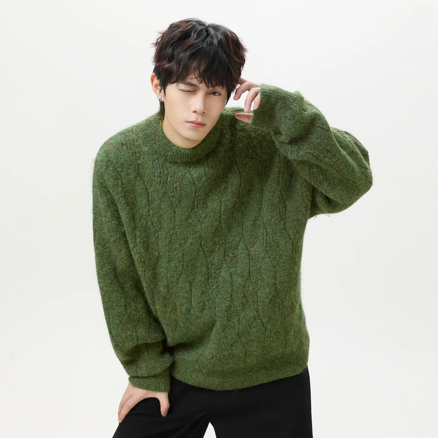 Thickened twisted solid color crew neck sweater men's autumn and winter retro loose knitted sweater jacket 260921 - view 4