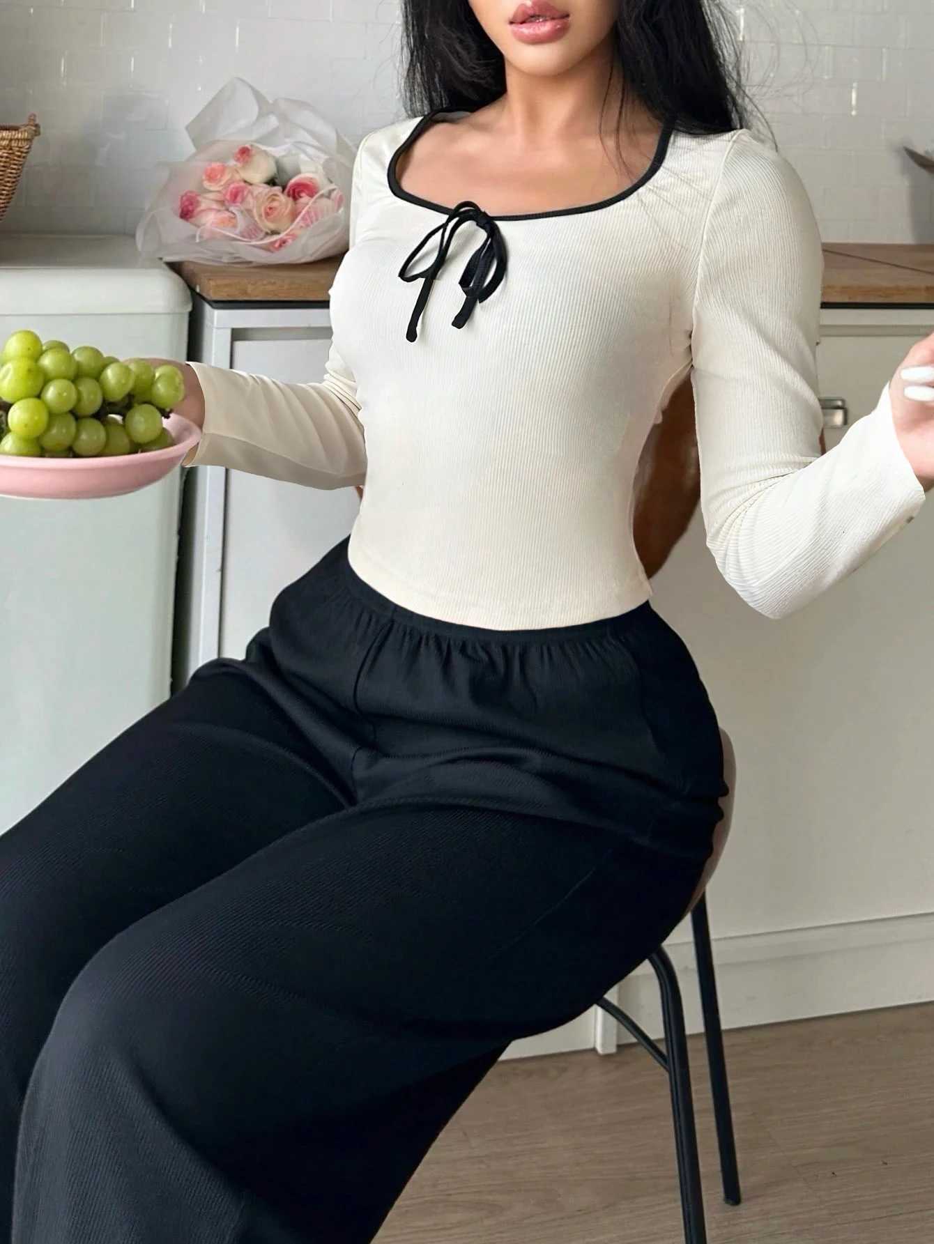 Women's Sleep Lounge Women's Spring and Summer Pajamas Simple Solid Color Casual and Comfortable Fashionable Long-Sleeve and Long-Pants Set  - view 7