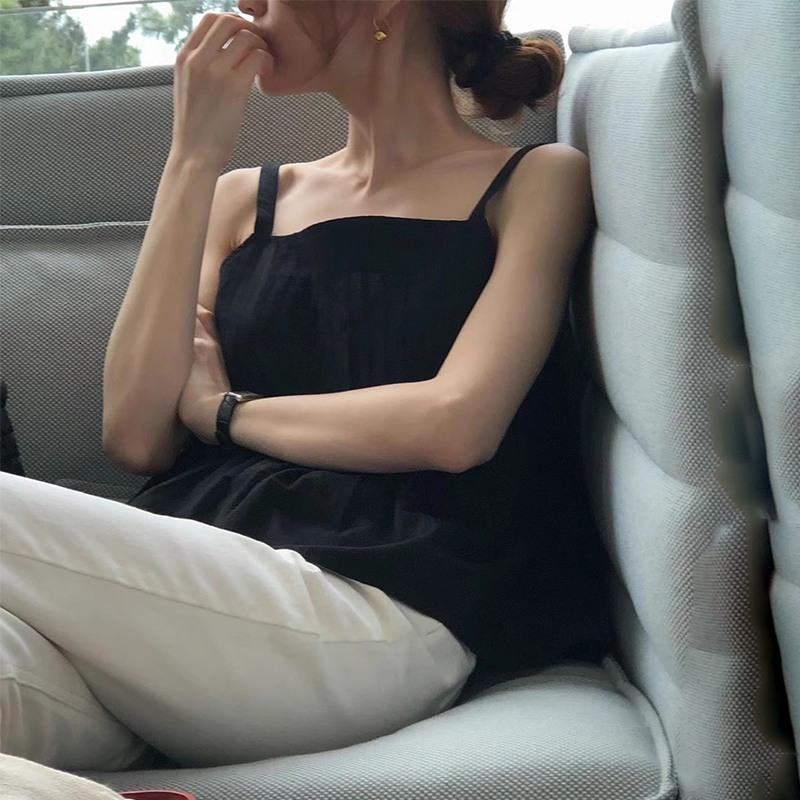 Black Sleeveless Pleated Square Collar Strap Vest Women's Summer 2026 New Short Versatile Unique Top Commute Style Pure ... - view 5