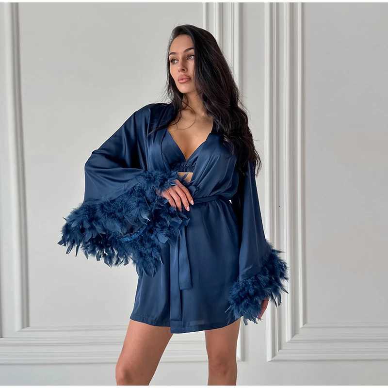 Sleep Lounge Women's 2026 Autumn/Winter New Feather Comfortable Robe Long Sleeve Robe Underwear Shorts Pajama 3-Piece Women Home ClothesC260924 - view 5