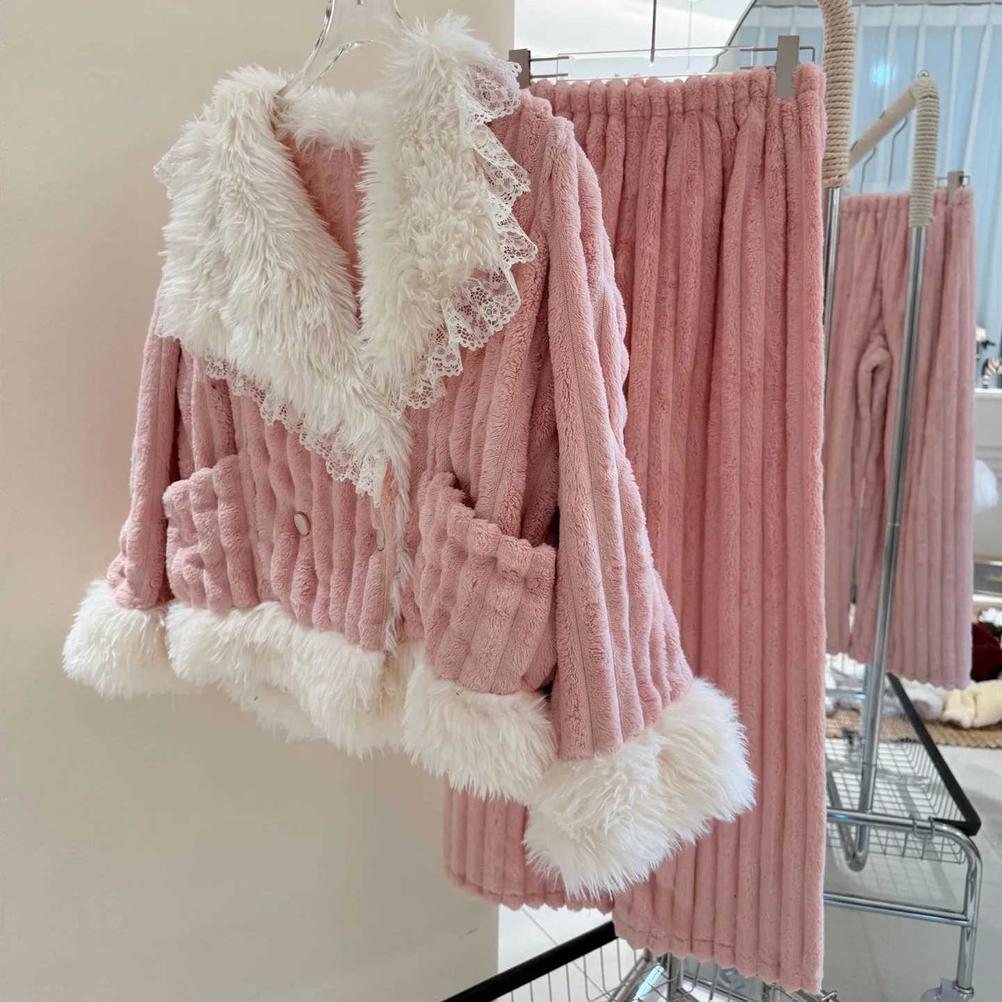 Sleep Lounge Women's Sweet Thick Coral Fleece Pink Sleepwear Winter Women's Pajamas French Style Home Clothes Set Warm Pijama Can Be Worn Ou