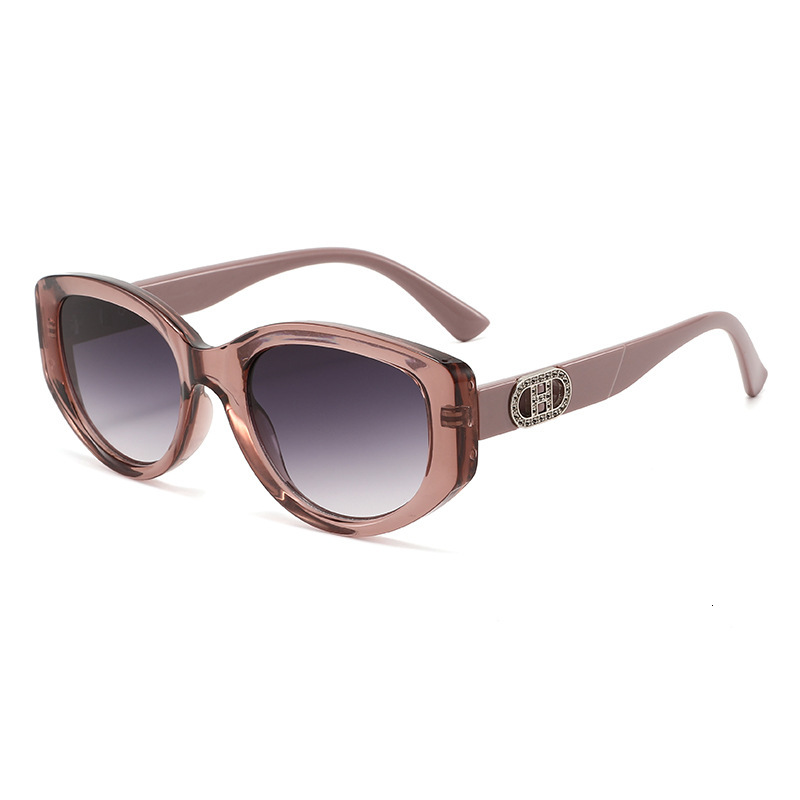 Luxury Brand Designer Sunglasses 2026 New Lightweight Frame For Women, Face Slimming, UV Protection, Trendy Daily Accessory, Cat Eye Sunglasses - view 3
