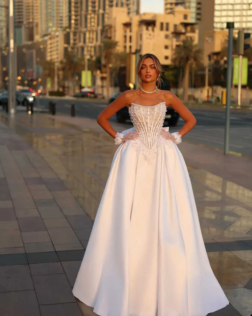 2026 Chic Pearls Lace Dubai Araic A Line Wedding Dresses Modern White Satin Ruched Strapless Basque Waist Vintage Bridal Gowns Bowknot Bride Robes de  - view 3