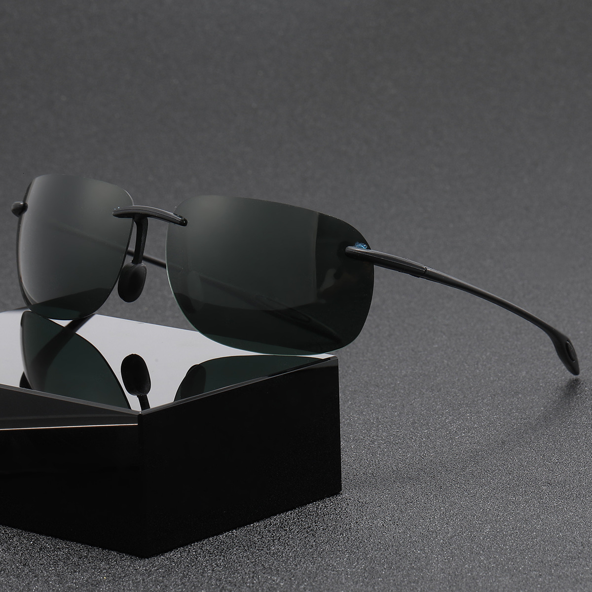 Luxury Brand Designer Sunglasses Tr90 Material TAC Polarized True Film Sports Cycling Frameless Outdoor Sunglasses For Men And Women Mountaineering Ul - view 3