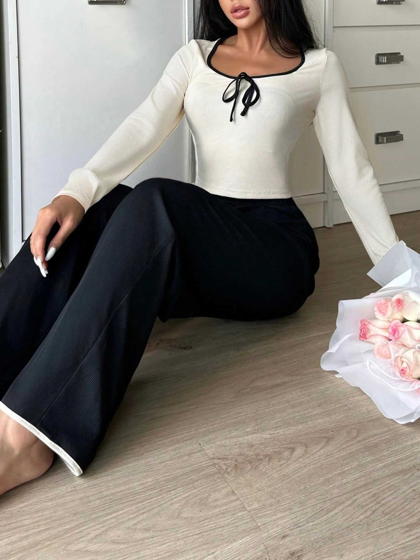 Women's Sleep Lounge Women's Spring and Summer Pajamas Simple Solid Color Casual and Comfortable Fashionable Long-Sleeve and Long-Pants Set 