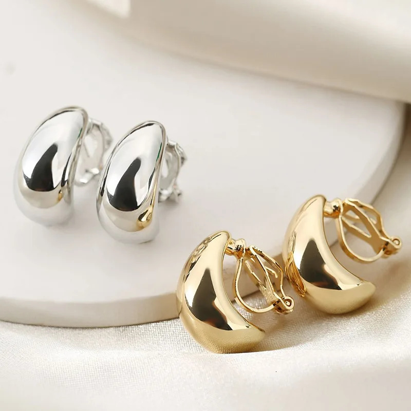 French Light y Droplet Shaped Ear Clip with No Holes High Grade Simple and Smooth Female Earrings Accessories 260910 - view 3