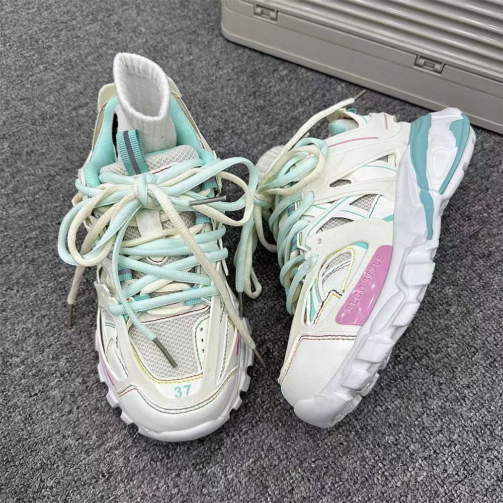 2026 new model women's shoes, super popular on Instagram, versatile classic sneakers students, Hong Kong style thick-soled casual shoes for coupl - view 3