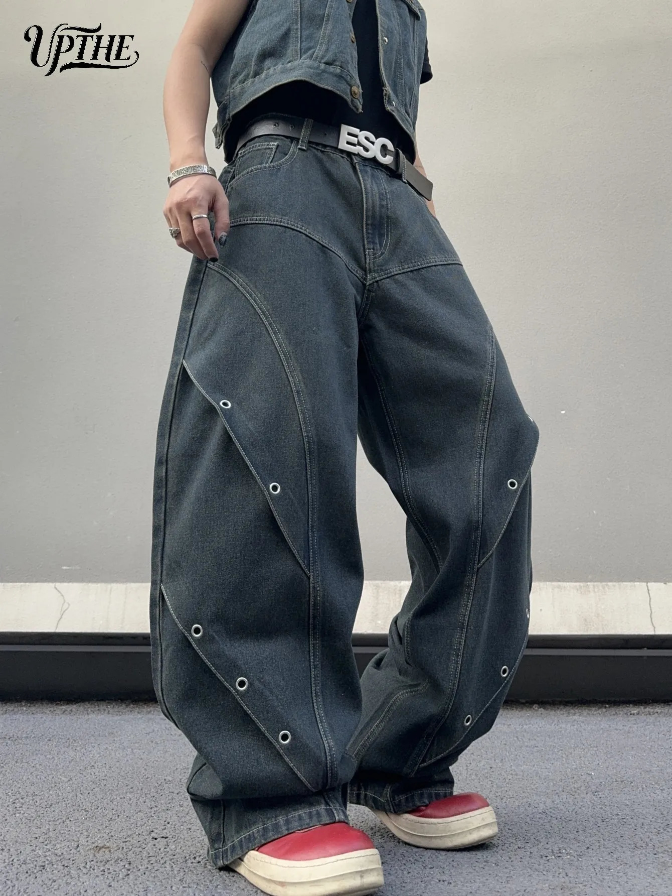 UP.THE Men Dark Raw Denim Baggy Wide Leg Jeans Y2K Oversized Loose Curved Spliced Eyelet Denim Pants Industrial Streetwear Trousers for Daily Outfits 