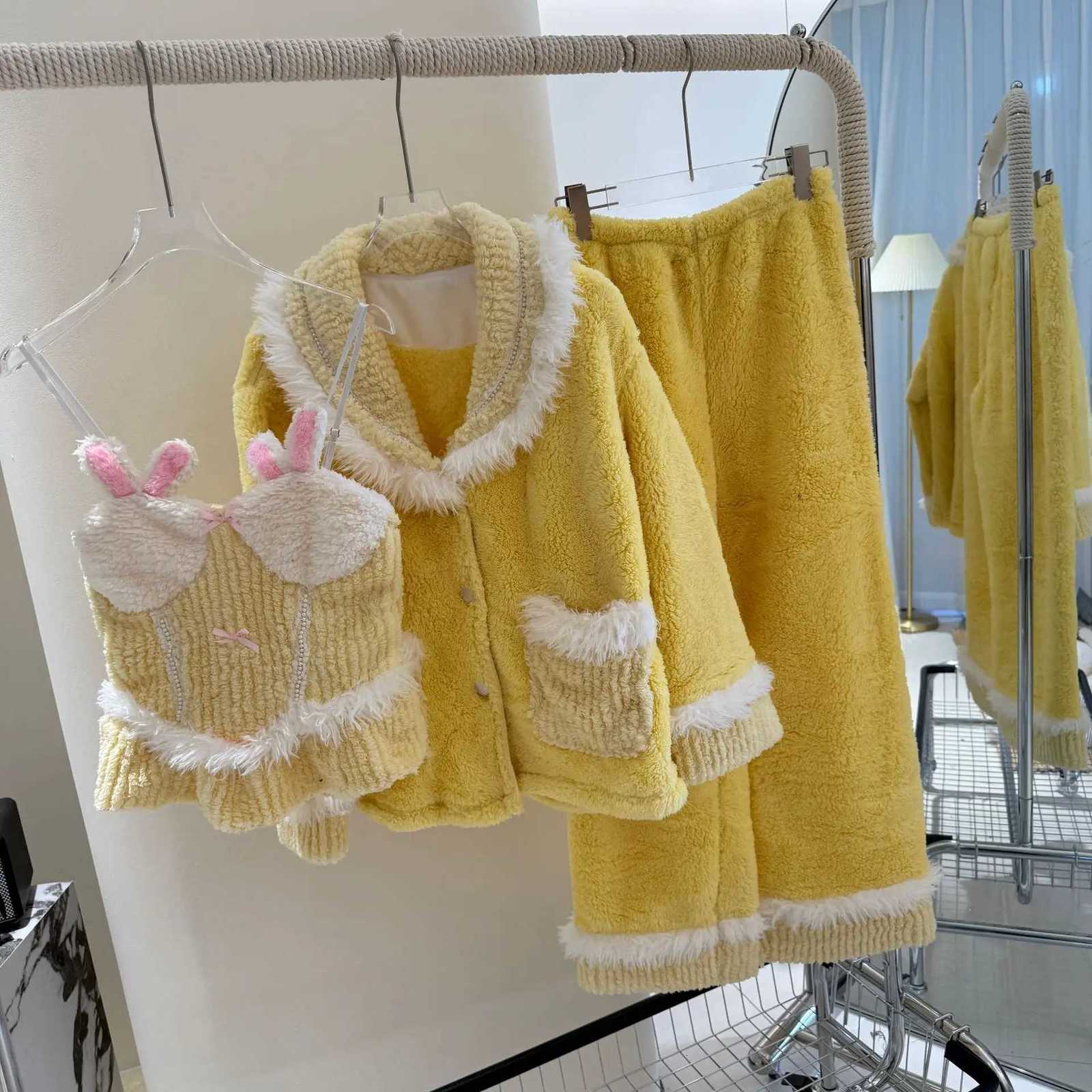 Lounge Women's Sleep Yellow Flannel Sexy Pajama 3Pcs Robe Set Sleepwear Autumn Winter Coral Fleece Sleepwear Casual Home Clothes LoungewearC26092 - view 6