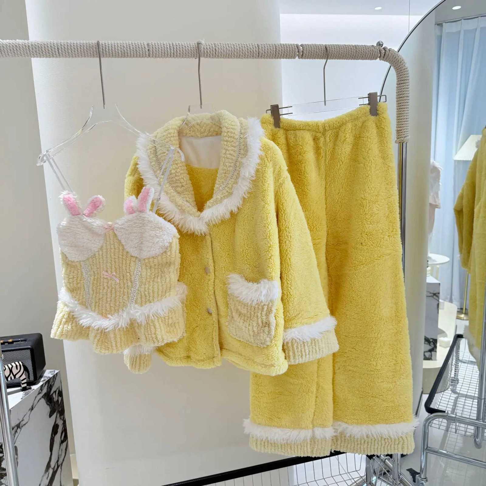 Lounge Women's Sleep Yellow Flannel Sexy Pajama 3Pcs Robe Set Sleepwear Autumn Winter Coral Fleece Sleepwear Casual Home Clothes LoungewearC26092 - view 3