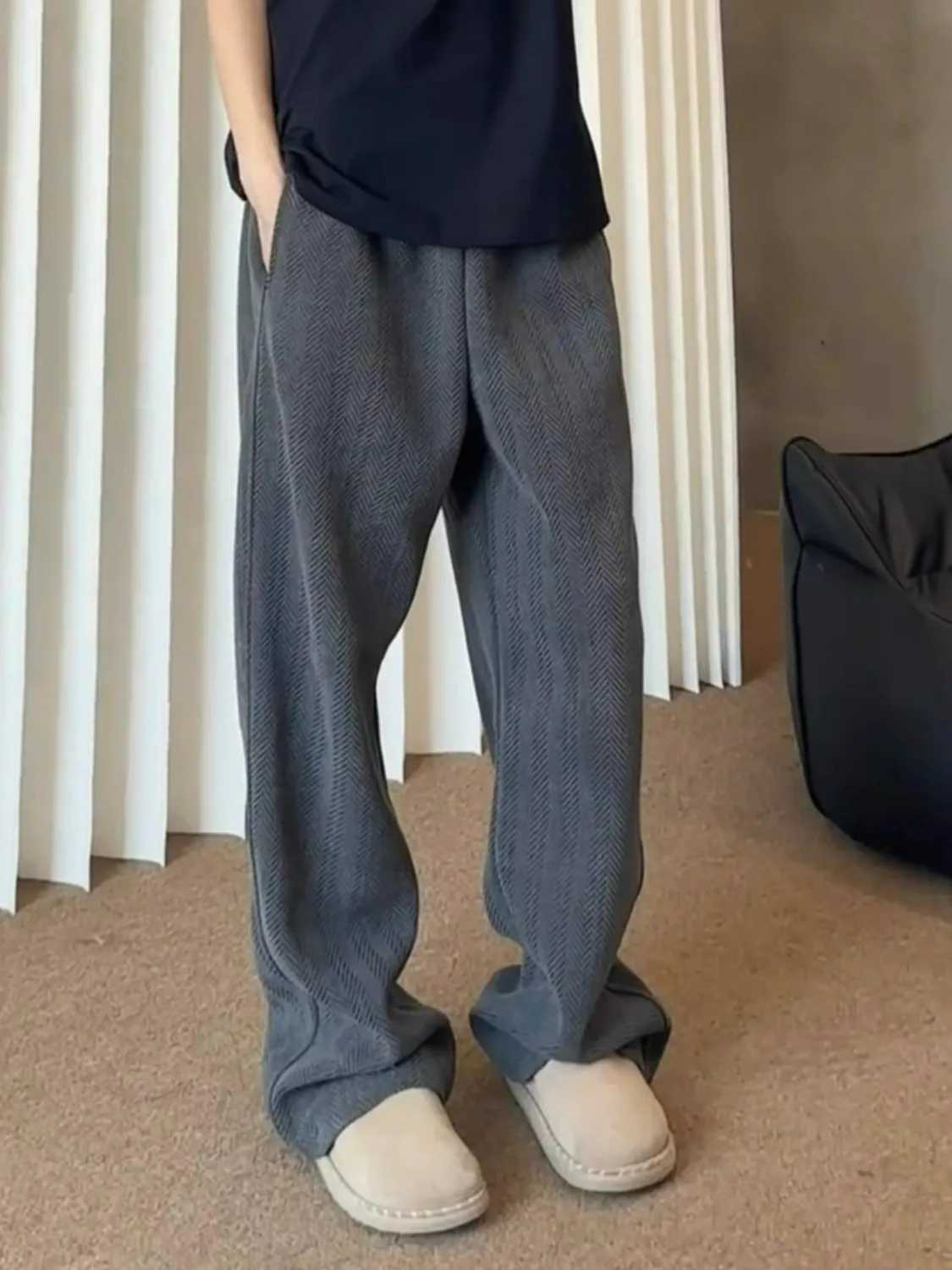 Men's Pants velvet casual sweatpants for men in autumn and winter loose straight leg heavy weight and thick pants D260924
