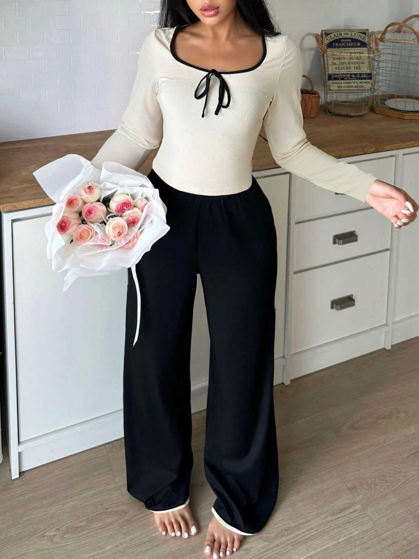 Women's Sleep Lounge Women's Spring and Summer Pajamas Simple Solid Color Casual and Comfortable Fashionable Long-Sleeve and Long-Pants Set  - view 6