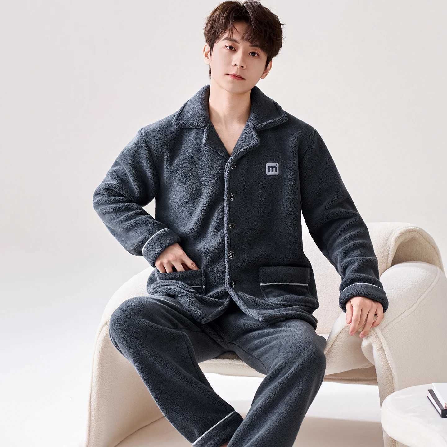 Sleep Lounge Women's Plush Velvet Pajamas Men Lapel Cardigan Loose Thick Coral Fleece Home Service Suit Autumn Winter Keep Warm Casual Tracksuit  - view 4