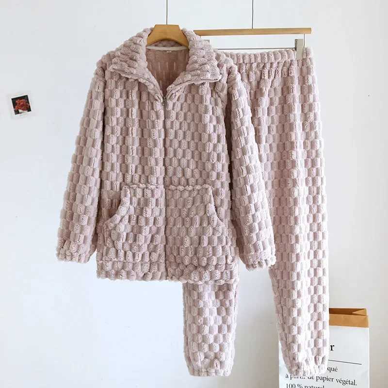 Sleep Lounge Women's 2026 Autumn/Winter Couple Pajama Set Flannel Large Thickened Warm Men's And Women's Long Sleeve Pants Coral Plush  - view 4