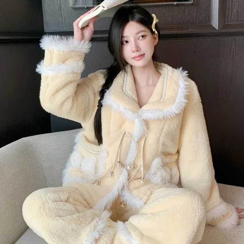Sleep Lounge Women's Thick Coral Fleece Sleepwear Set Long Hooded Winter Home Clothes Sweet Cartoon Print Warm Home Suit Polyester Fiber Long Sle - view 5