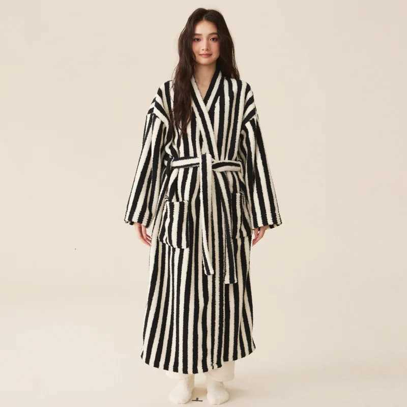 Lounge Women's Sleep Thickened Flannel Robe Pajamas Autumn Winter New Couple Coral Velvet Women Men Bathrobe Striped LengthedC260924 - view 4