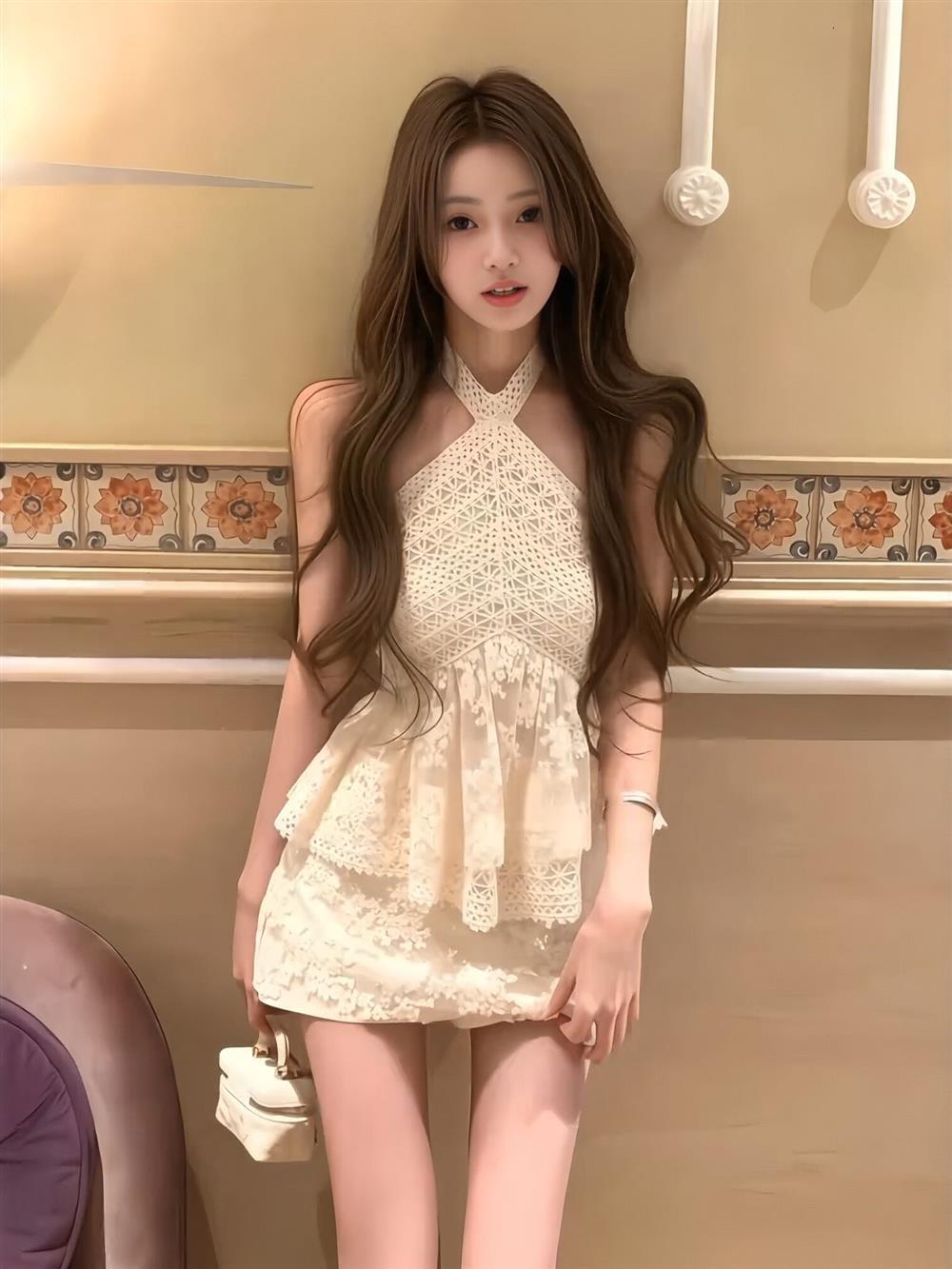 Spring 2026 Pure Desire Sexy Lace Splice Hanging Neck Vest Top Women's High Waist Skirt Set Fashionable Three-piece Suit