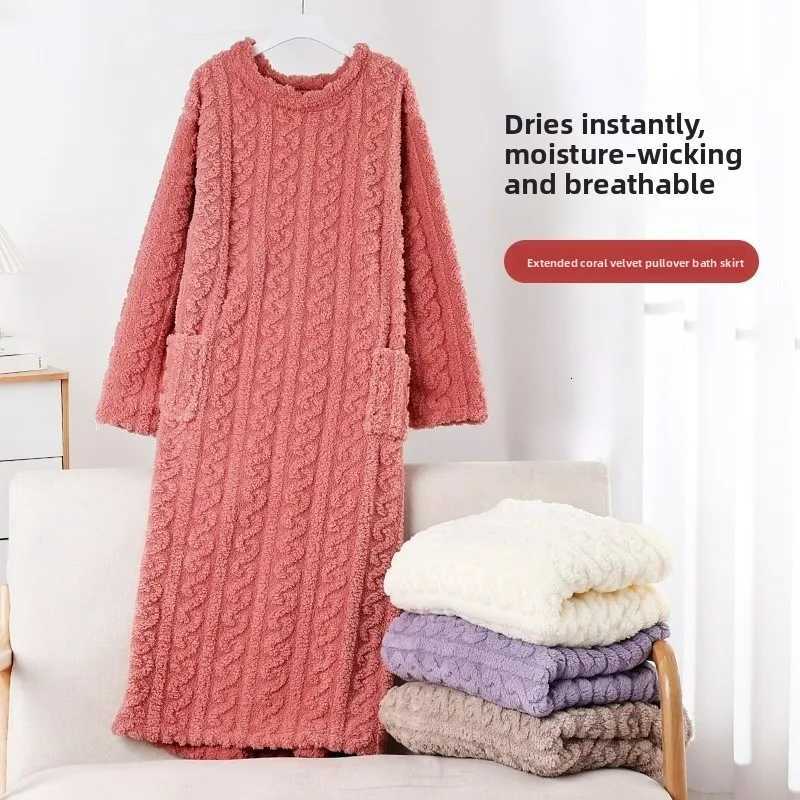Sleep Lounge Women's Jacquard Nightgown Coral Fleece Robe for Women Loose and Warm Homewear Fleece-Lined and Thickened Mid-Length Flannel Pajamas