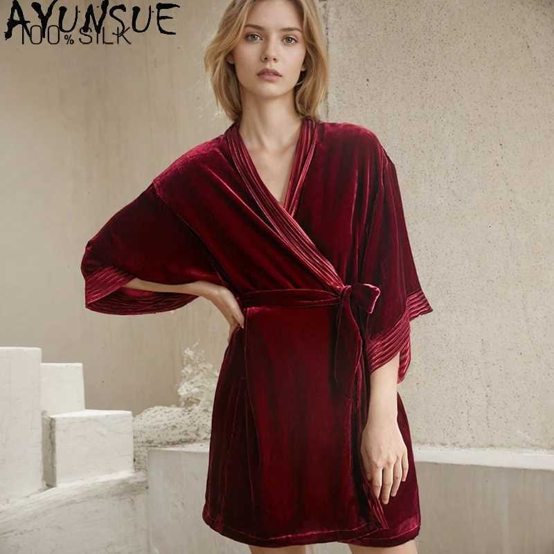 Sleep Lounge Women's AYUNSUE 100% Mulberry Silk Robes for Women 19MM Silk Night Wear Female 2026 Autunm and Winter Sleepwear Bathrobes C260924