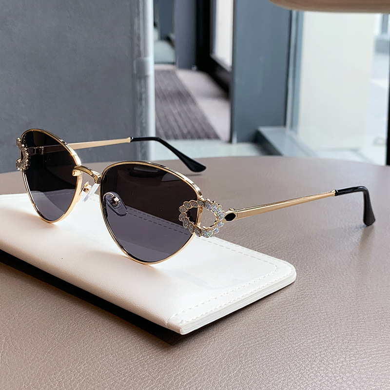 High-End Designer Sunglasses DAPARO New Metal Cat-Eye 2026 Fashion Trend Versatile Women's Sunglasses With UV Protection - view 3
