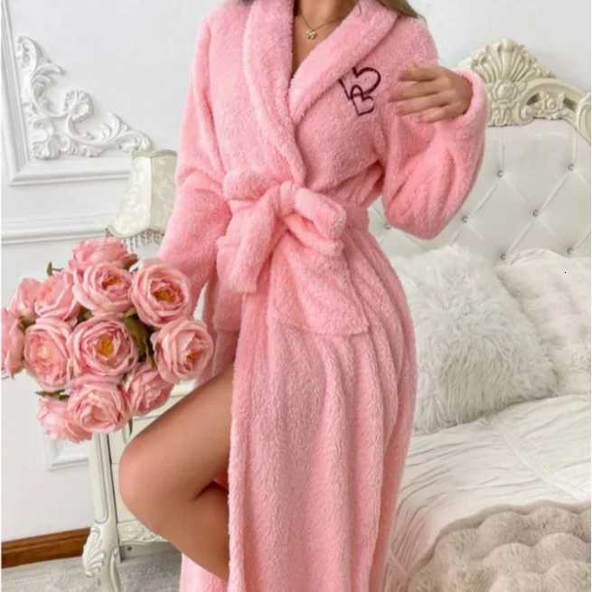 Sleep Lounge Women's Women's long autumn and winter bathrobe flannel thick nightgown coral velvet soft home gown nightgownC260924