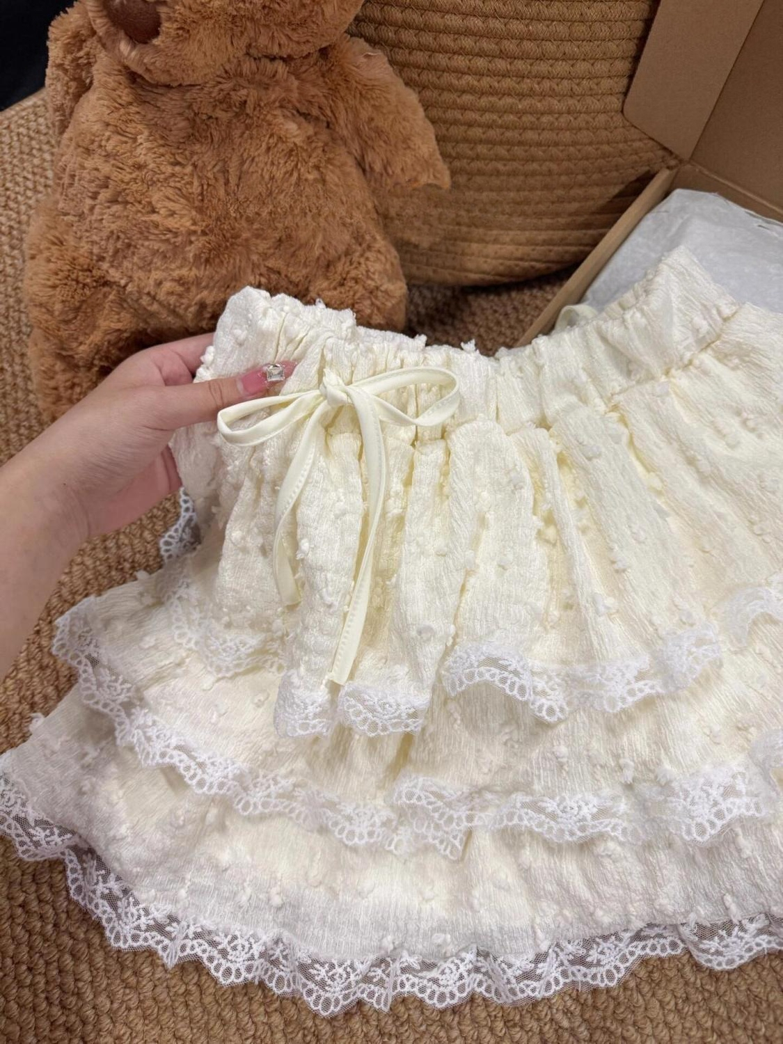 2026 Spring Beige Knit Skirt New Retro Ballet Knitted Ruffle Edge High Waist Slimming A-line Short Skirts Women Japanese Kawaii - view 5