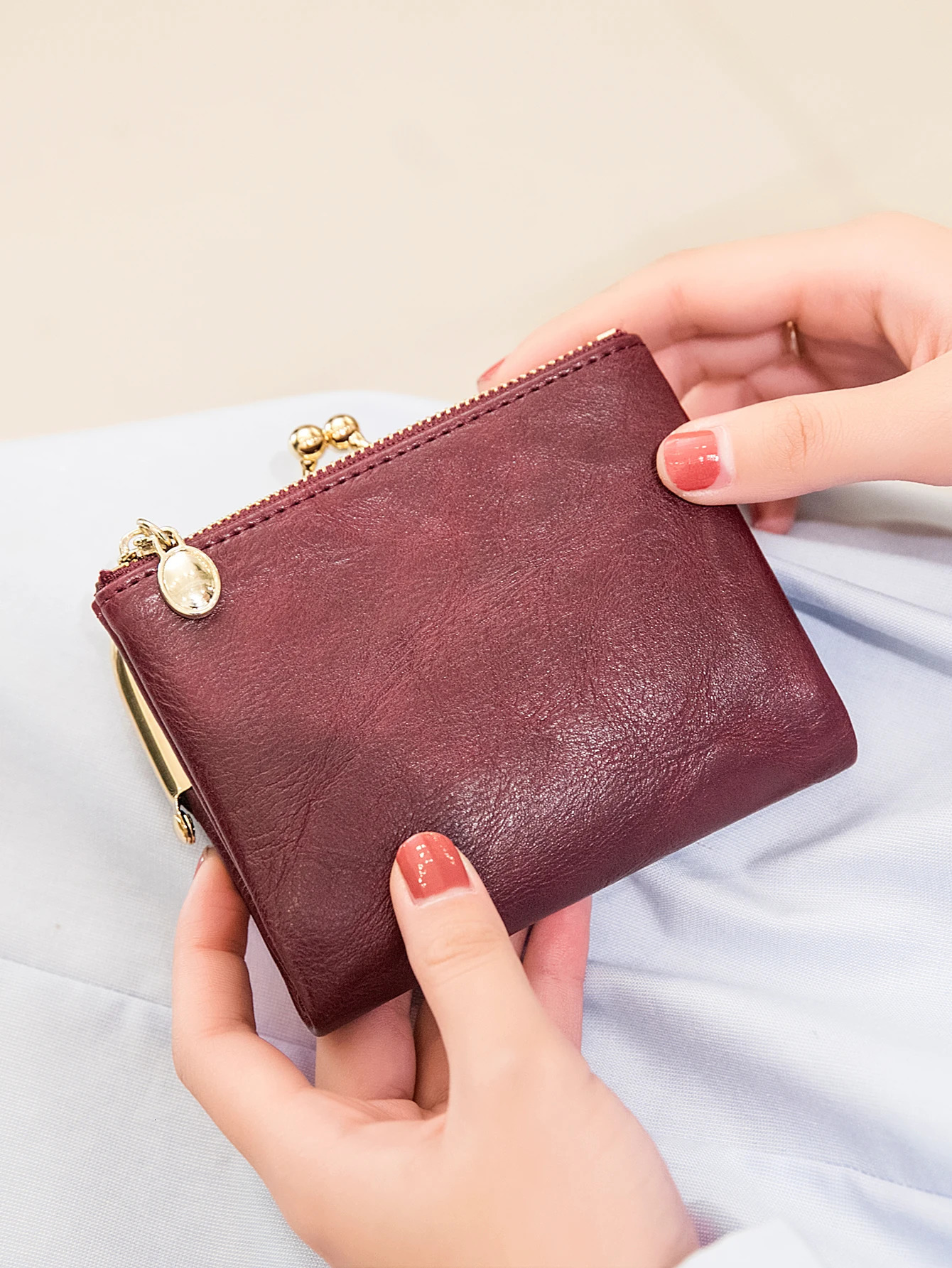 Clip Womens Zero Wallet RetroMulti Functional Double Fold Leather Wallet with MultiCard Slot Card Bag Zipper and Kiss Lock 260924 - view 6