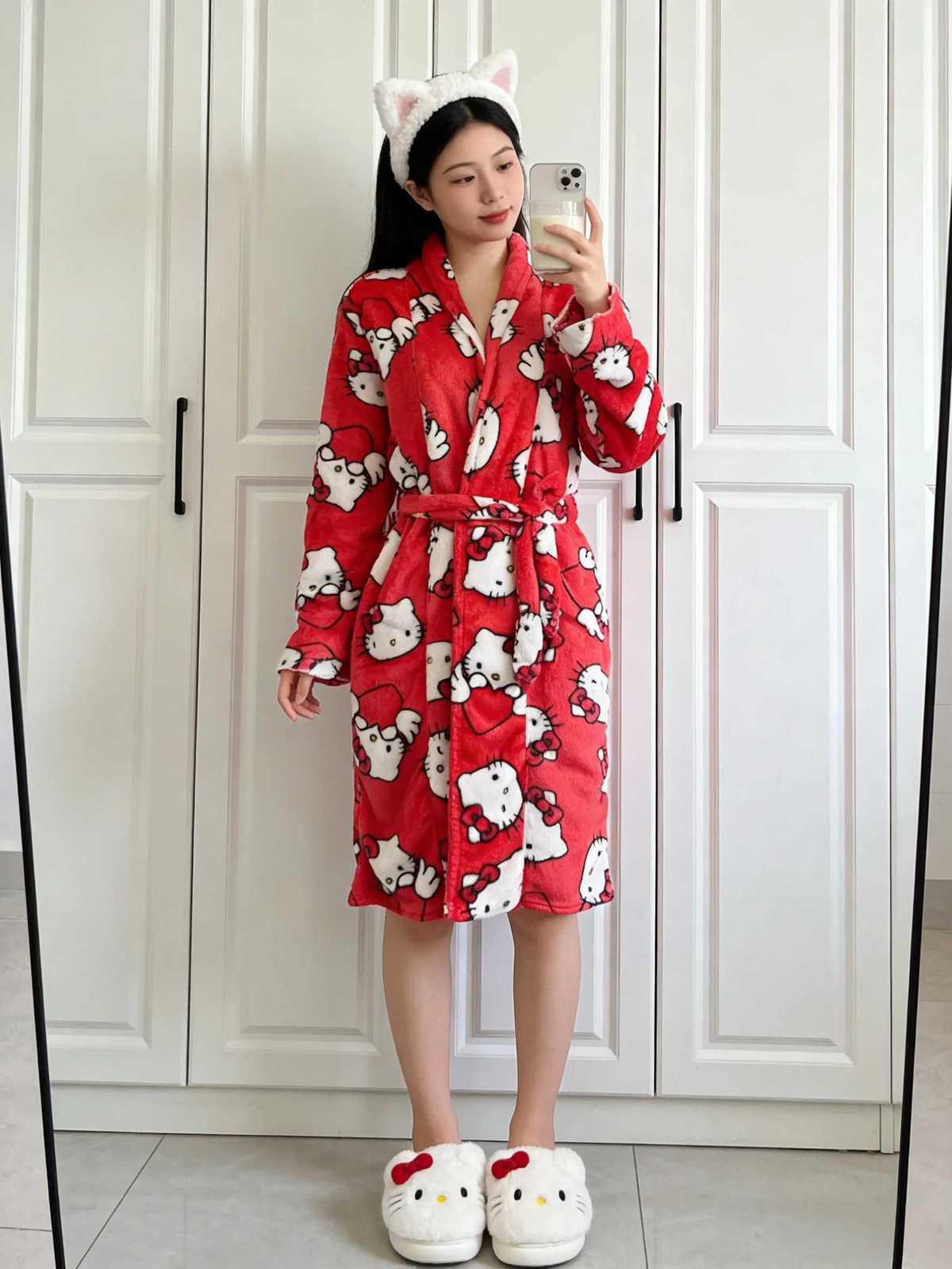 Lounge Women's Sleep Hello Kitty flannel red bathrobe cute cartoon anime Y2K creative gift best friend outfit theme party outfitC260924 - view 5