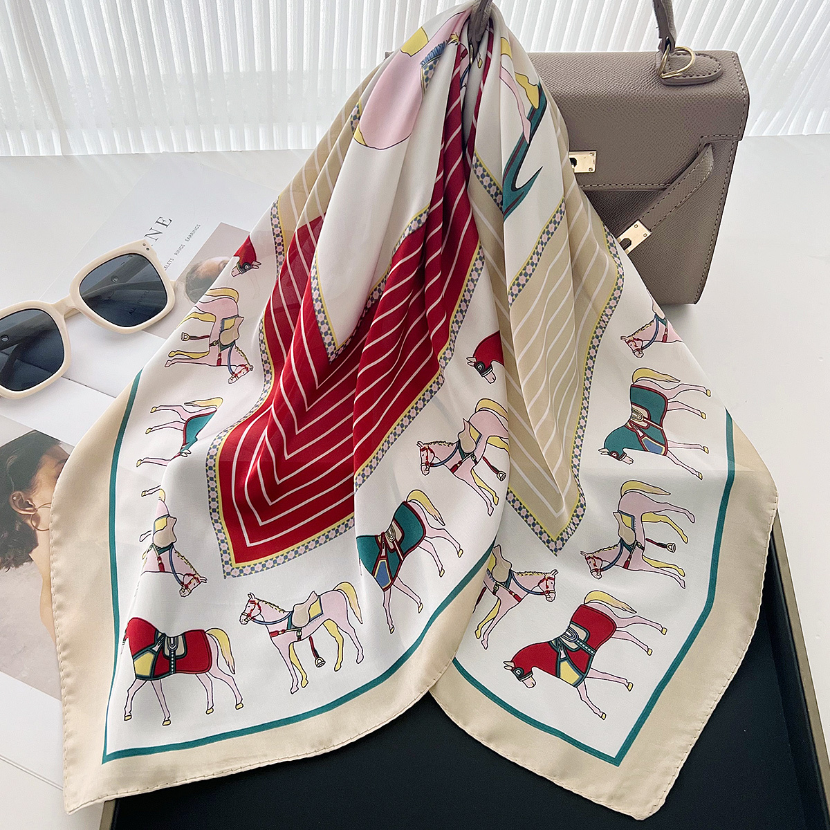 Sweet stylish colorful horse line print pattern, perfect for outdoor sun protection in spring and autumn, new fashion scarf - view 3