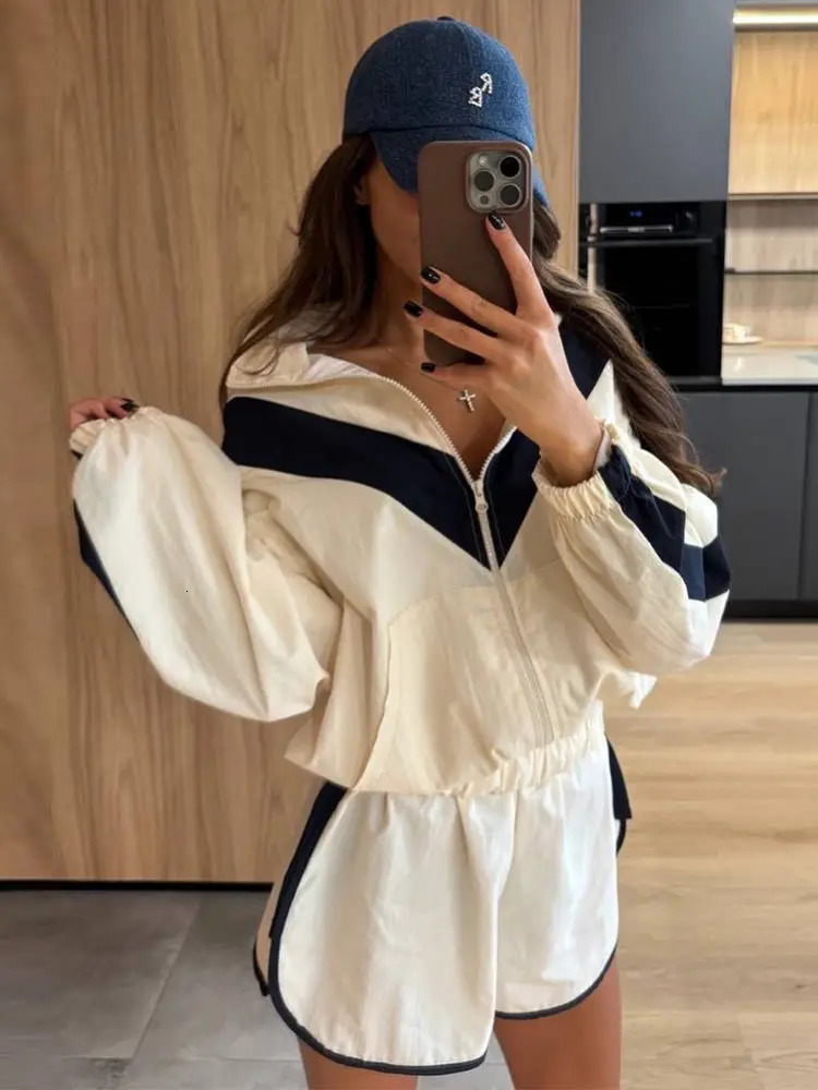 Casual Color Block Zip Up Two Piece Set Women Long Sleeve Stand Collar Cropped Jacket High Waist Shorts 2026 Spring Summer Suit 260924 - view 5